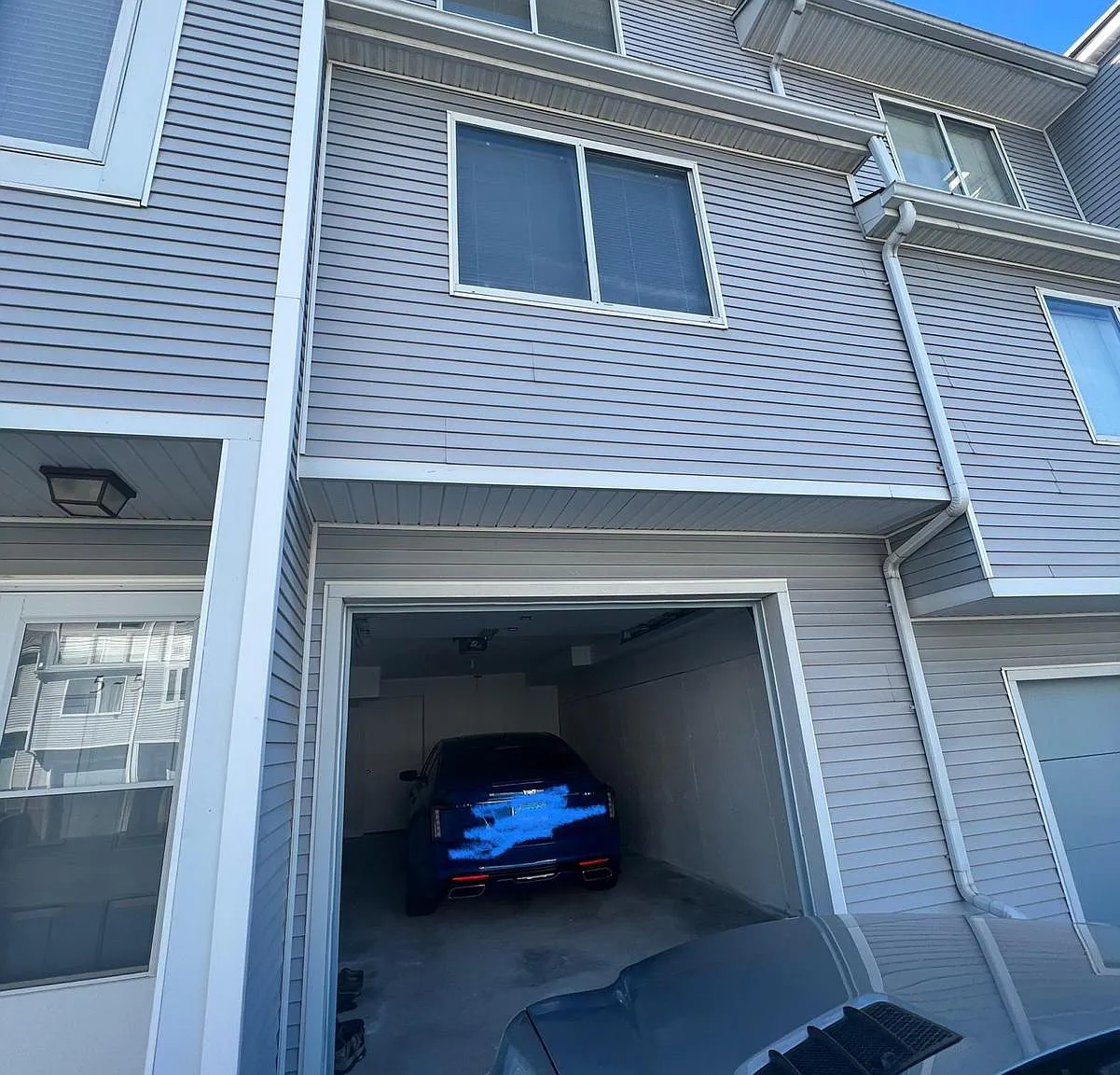 2 bed, 1.5 bath, 1140 sqft, $2,200 — Photo 2