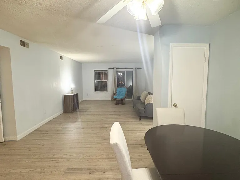 2522 Avent Ferry Rd #102 — Photo 2
