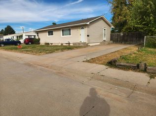 203 W 24th St, Ogallala, NE 69153