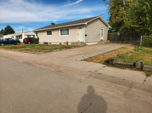 203 W 24th St, Ogallala, NE 69153