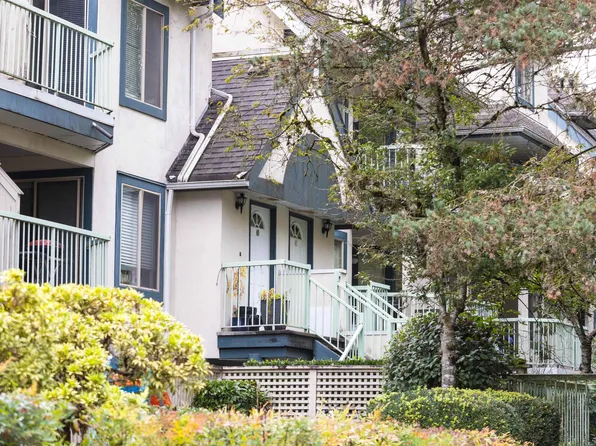 7520 18th St #40, Burnaby, BC V3N 4X7