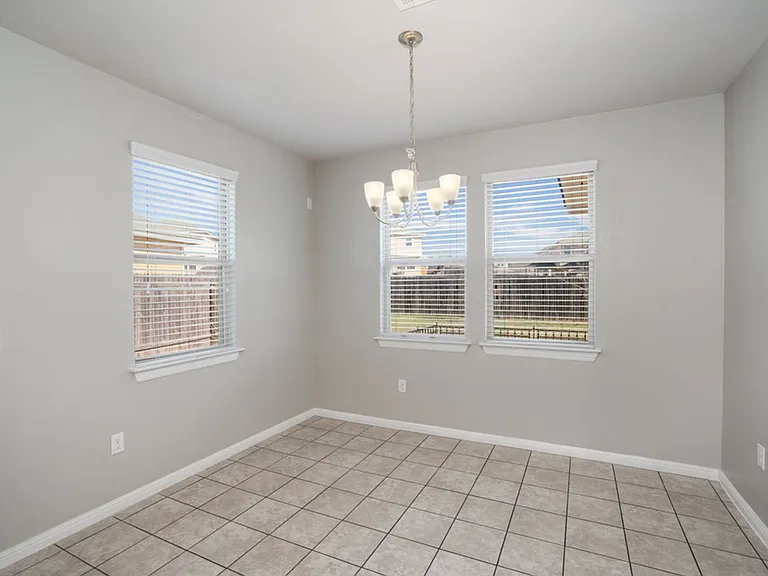 156 Triumph Rd — Photo 13