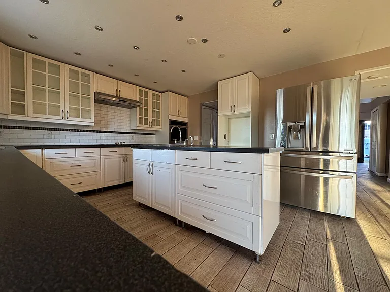 313 Fish Hawk Dr — Photo 9