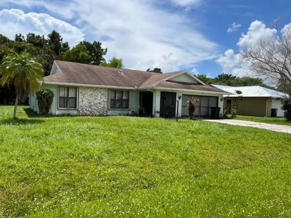 2574 SE ALFONSO Avenue, Port St Lucie, FL 34952