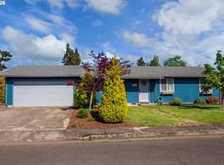 213 F St, Creswell, OR 97426