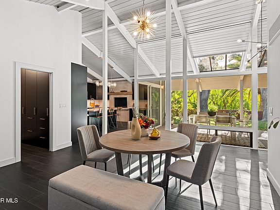 5th image of 1213 La Brea Dr