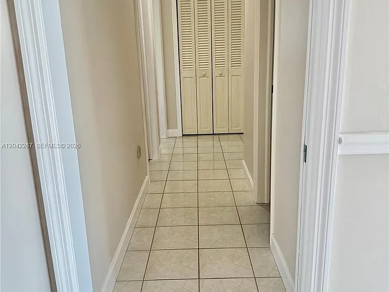 7600 SW 174th St — Photo 21