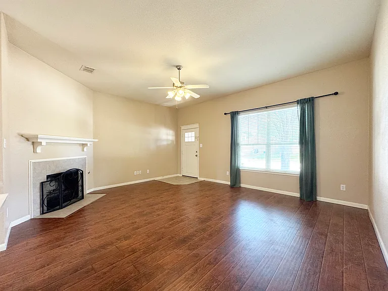 12109 Macaroon Ln — Photo 17