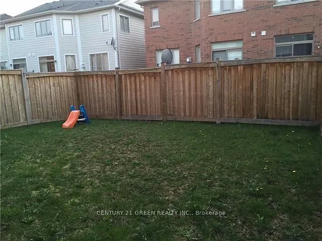 37 Aird Ct — Photo 25