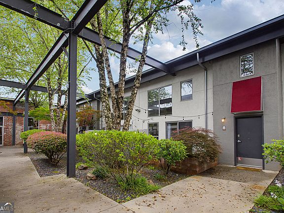 4th image of 195 Arizona Ave #121