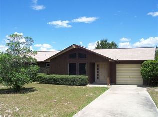 26 Oak Loop, Ocala, FL 34472