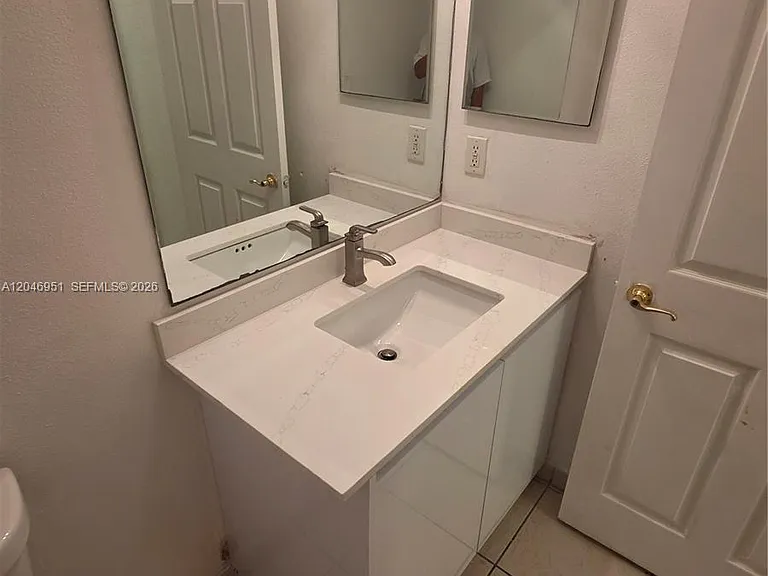 2532 SW 85th Ter #102 — Photo 12