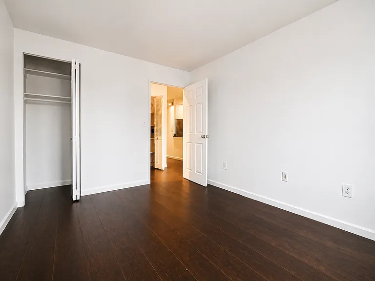 829 Greenwood Ave #3G — Photo 10