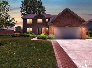 30393 Bradbury Dr, Flat Rock, MI