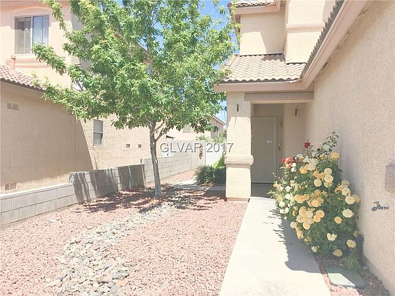 2nd image of 9554 Grapeland Ave #0