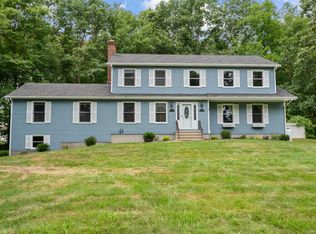 18 Cardinal Rd, East Lyme, CT 06333