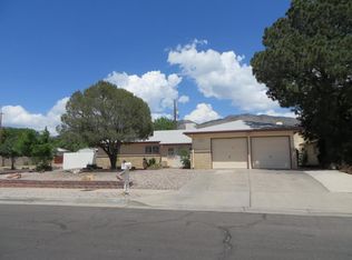 2924 Tahiti St NE, Albuquerque, NM 87112