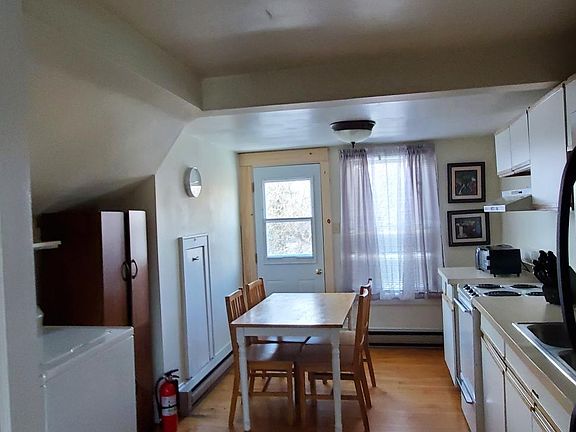 5th image of 80 Elm St #6