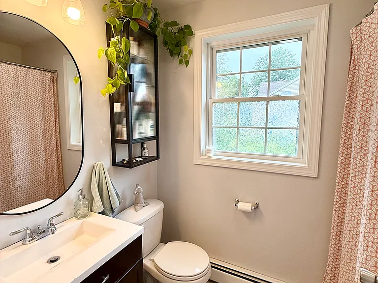 5 Eastman Ave — Photo 15