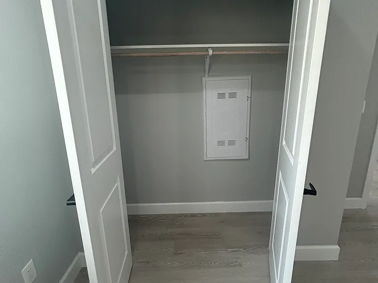 168-170 Fair St #103 — Photo 7