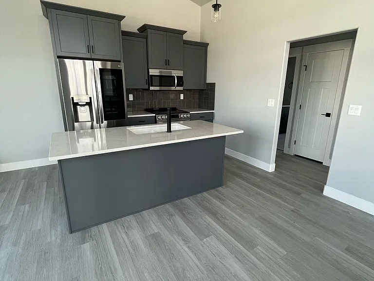 216 Miller Lane — Photo 2
