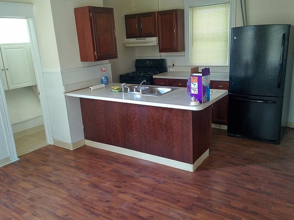 1st image of 103 Page Ave