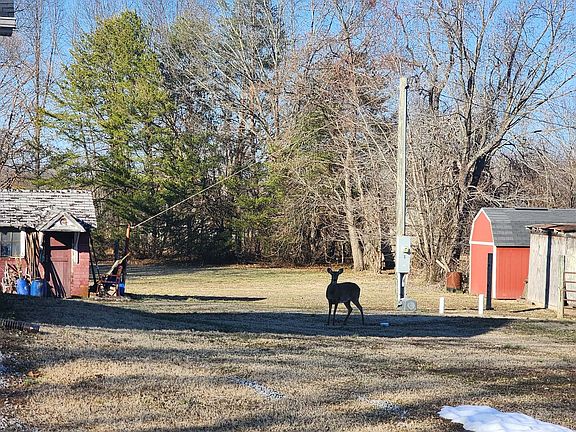 3rd image of 9721 Fox Hunters Rd