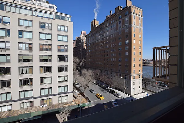 Rented by Botensten Properties International | media 26