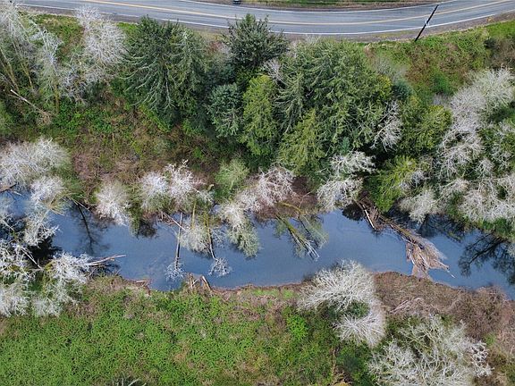 3rd image of 2059 E Hoquiam Road