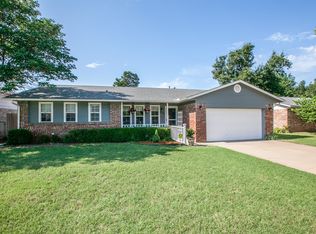 222 E J St, Jenks, OK 74037