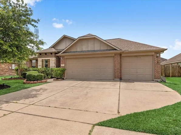 11619 Beckton Cypress Dr, Tomball, TX 77377