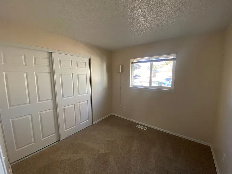 1177 Mount Werner Ter — Photo 14