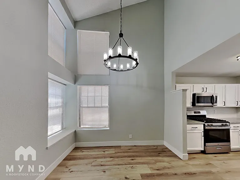 4336 Fox Point Dr — Photo 11