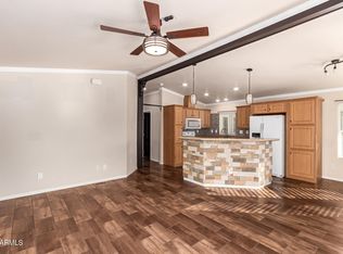 930 E Eagle Dr, San Tan Valley, AZ 85140