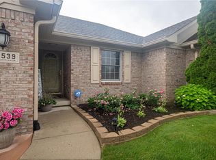 6539 Fieldstream Dr, Avon, IN 46123