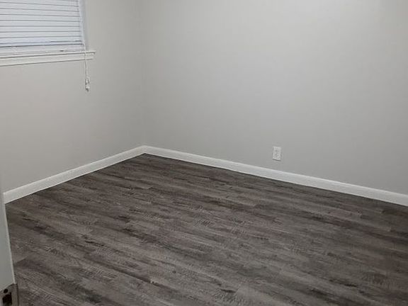 4th image of 1729 Cox St #1809-104
