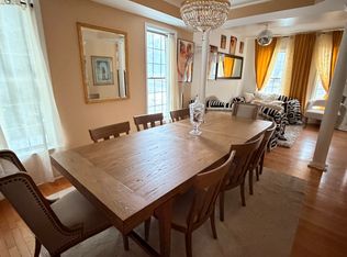 11737 Sanbury Ln, Midlothian, VA 23114