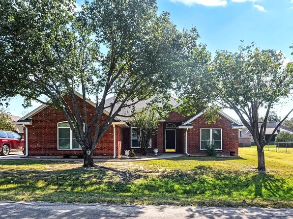 6003 Justine Ct, Granbury, TX 76049
