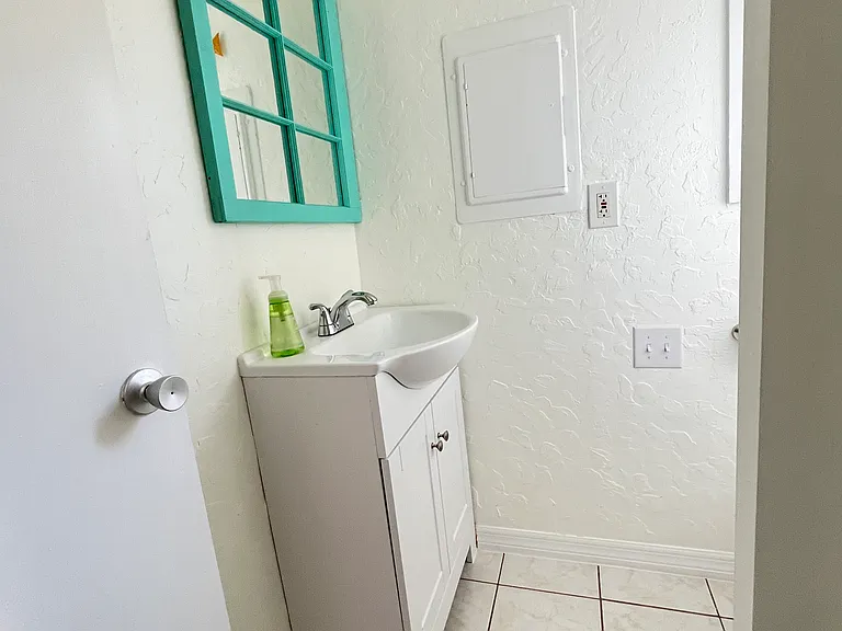 5310 Calle Florida — Photo 22