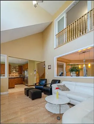30 Masters Green Cres — Photo 11