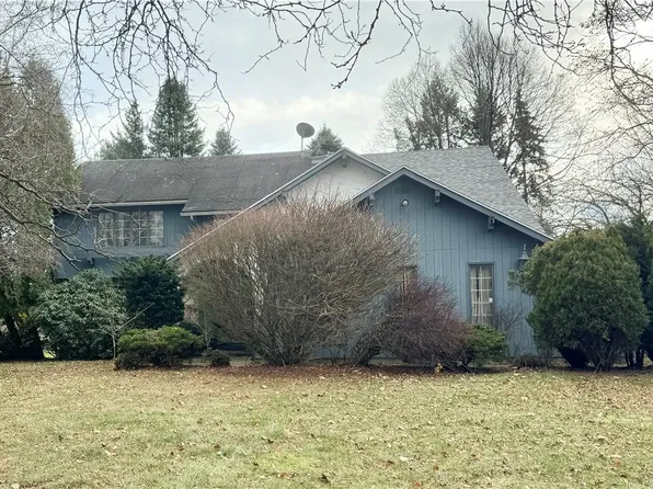 3323 Latta Rd, Rochester, NY 14612