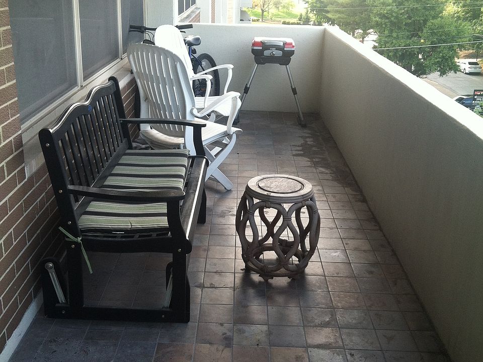 1st image of 25 E 40th St APT 4G