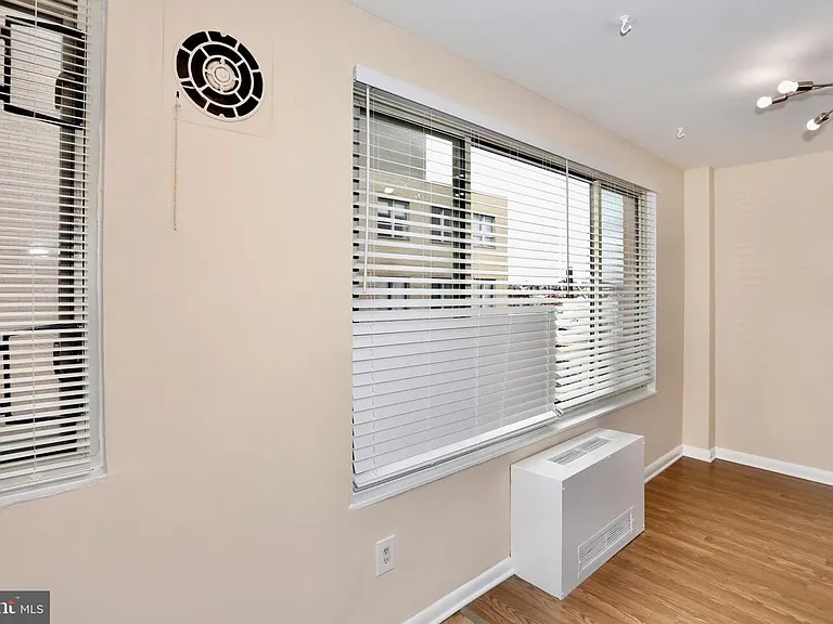 1727 Massachusetts Ave NW #810 — Photo 8