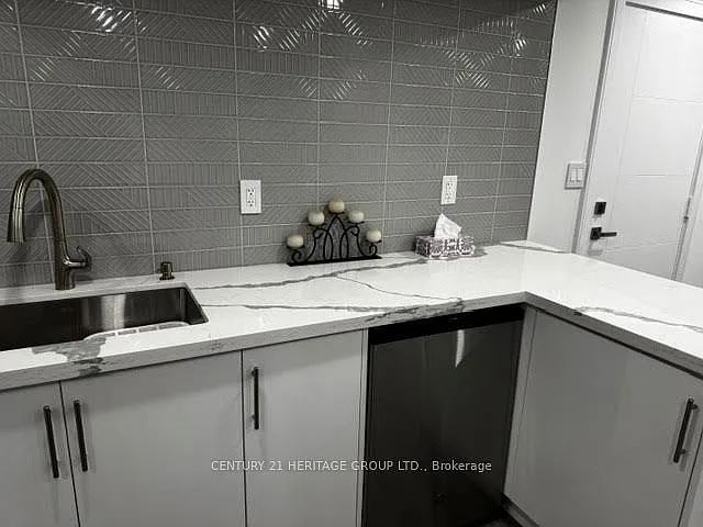 7 Larkfield Cres #2 — Photo 11