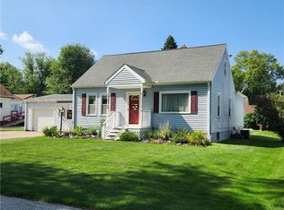 346 Pelham Rd, Erie, PA 16511