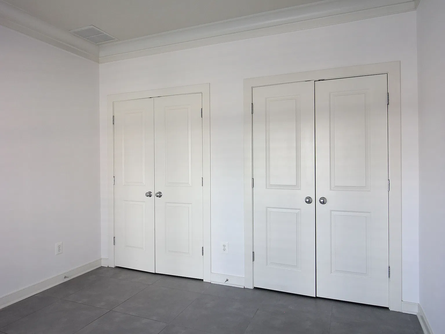 3 bed, 3.5 bath, 1896 sqft, $3,600 — Photo 2