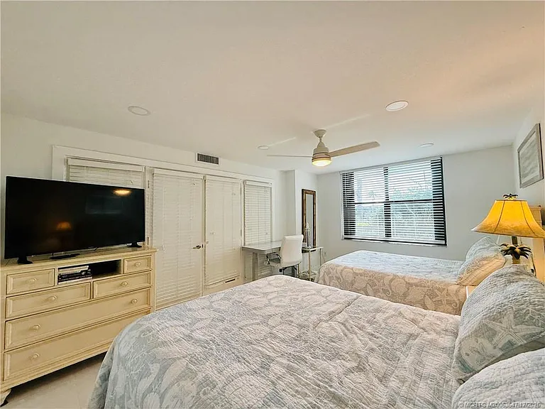 8800 S Ocean Dr #102 — Photo 64