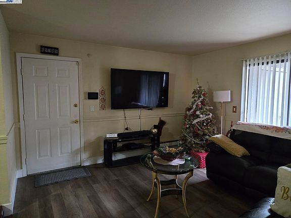 5th image of 7 Lancaster Cir APT 137