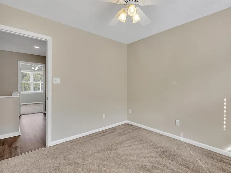 816 Commons Dr N — Photo 20