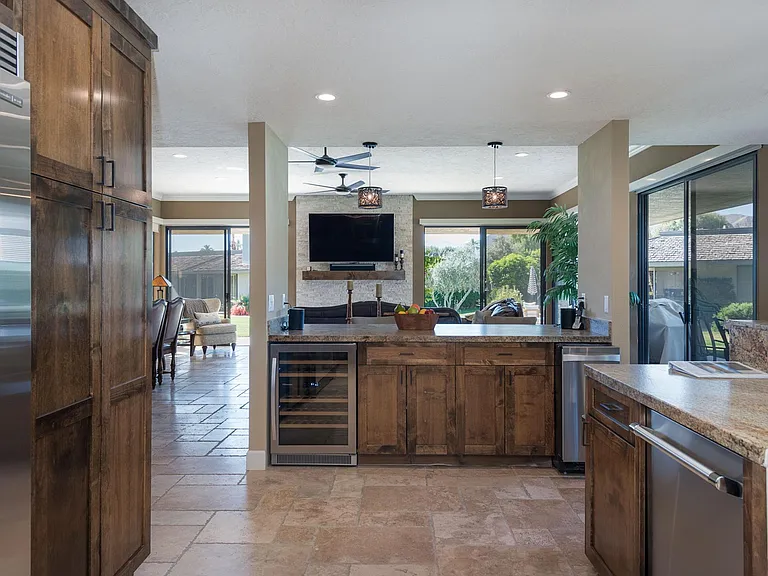 5 Briarcliff Ct — Photo 2